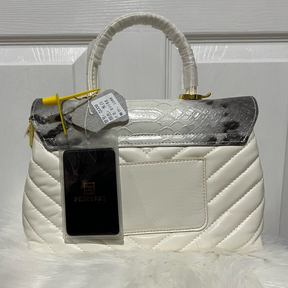💗 *NEW* Elegant White and Gray Women's Bag - Picture 3 of 7